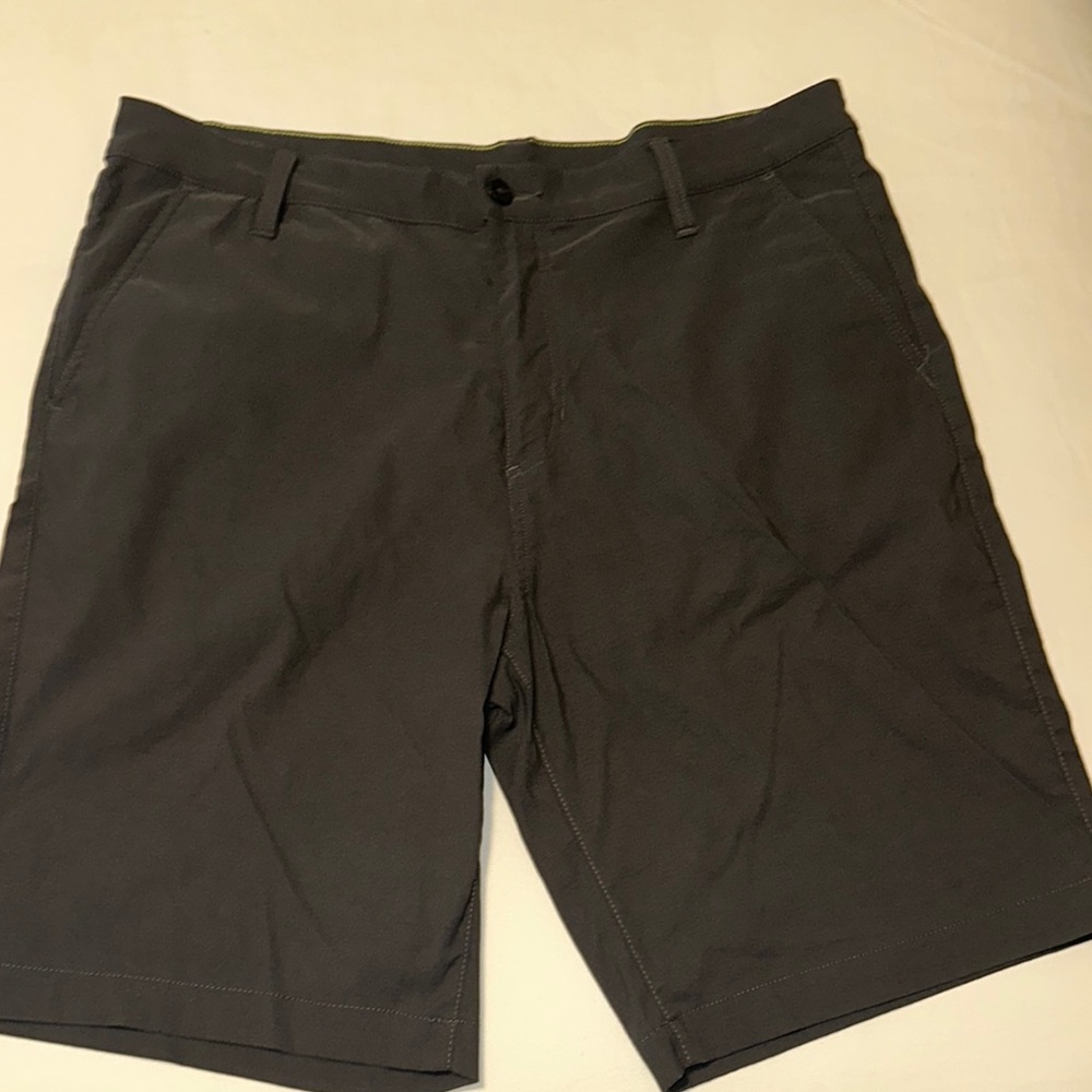 Eddie Bauer Men's Charcoal Flat Front Shorts